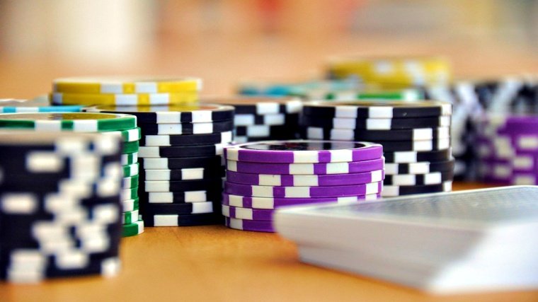 Attacker demands ransom after series of DDoS attacks on Poker site